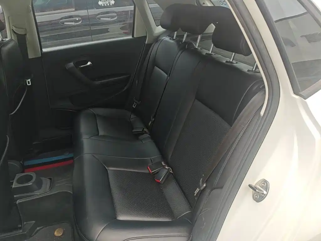 Volkswagen Polo — миниатюра 17
