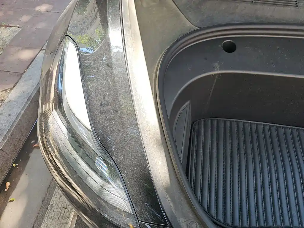 Tesla Model 3 — миниатюра 21
