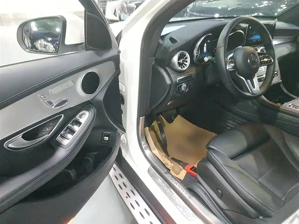 Mercedes-Benz GLC - фото 16