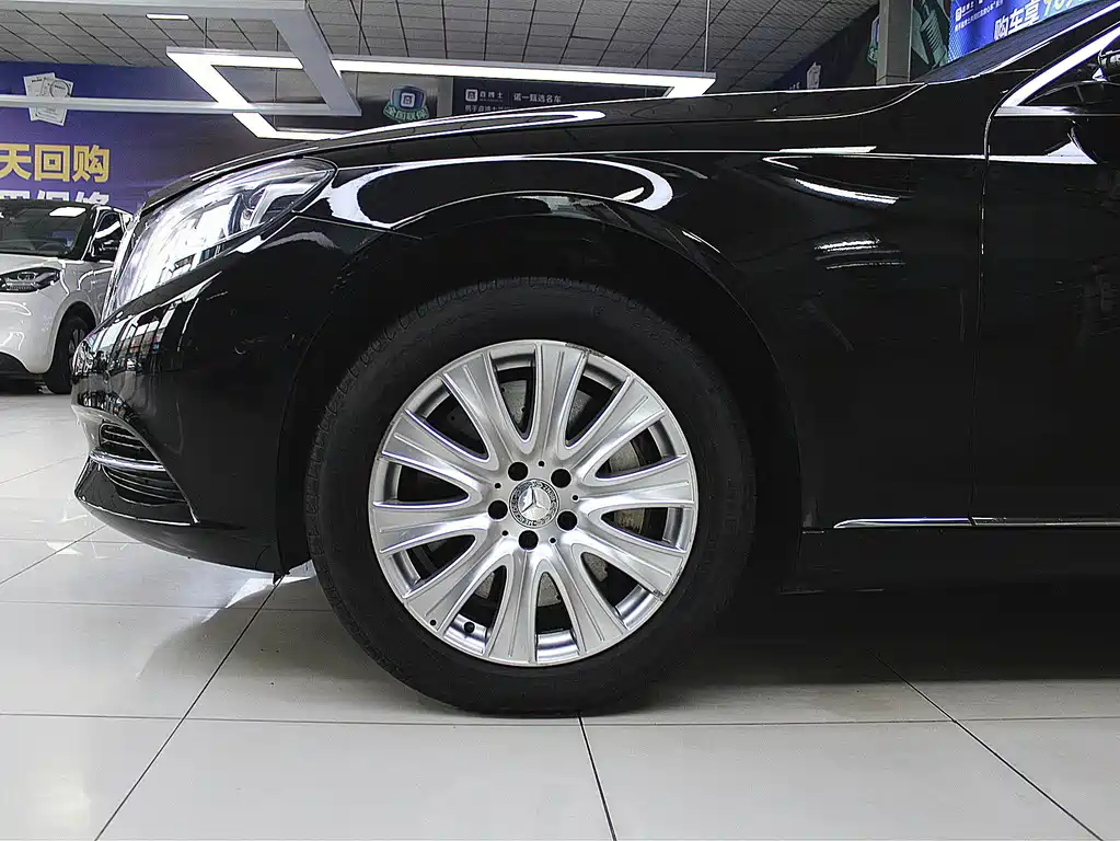 Mercedes-Benz S-Class — миниатюра 11