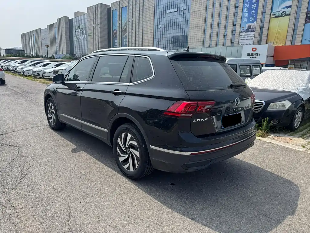 Volkswagen Tiguan L L 2024 300TSI AT