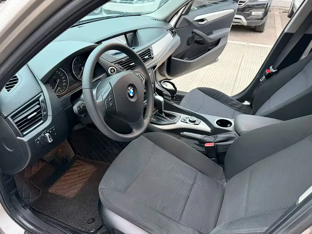 BMW X1 — миниатюра 4