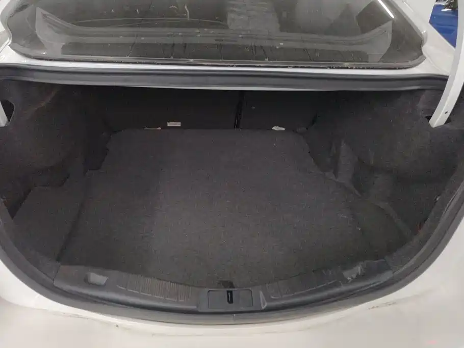Ford Mondeo — миниатюра 4