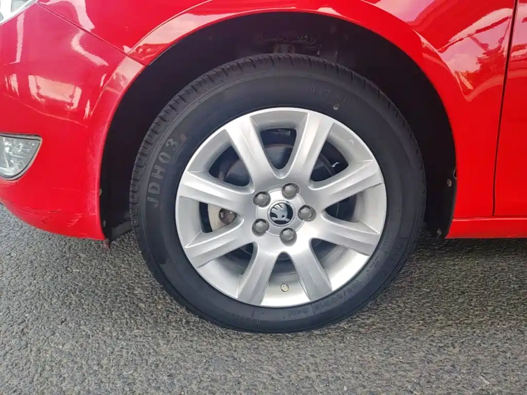 Skoda Fabia — миниатюра 23