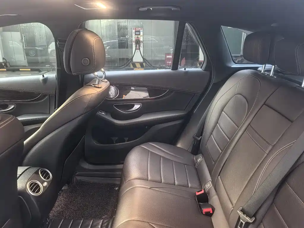 Mercedes-Benz GLC — миниатюра 13