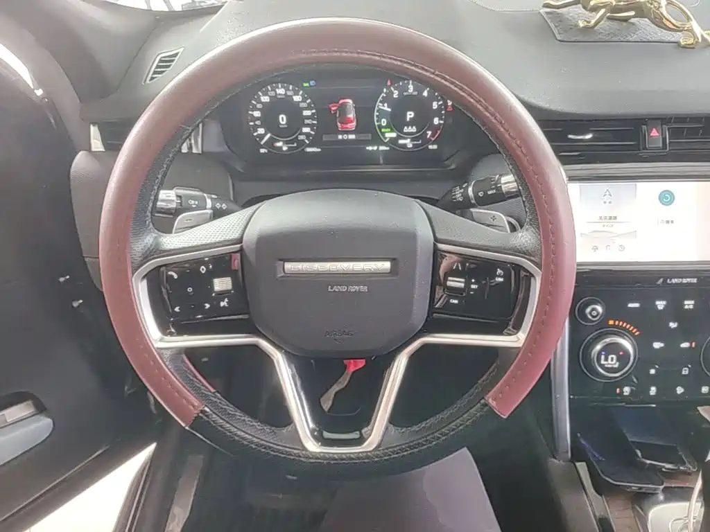 Land Rover Discovery Sport Hybrid — миниатюра 11