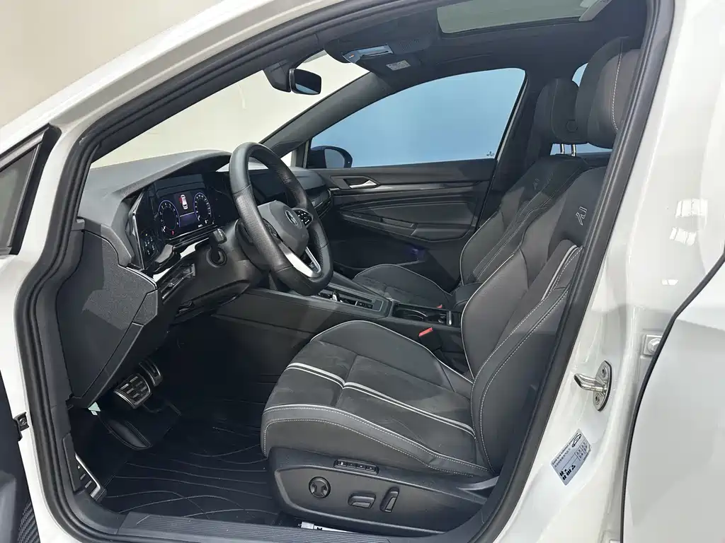 Volkswagen Golf 2023 280TSI DSG R-Line Lite