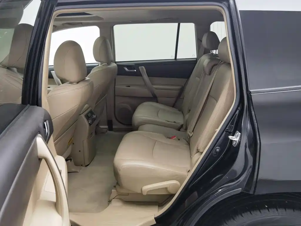Toyota Highlander — миниатюра 15