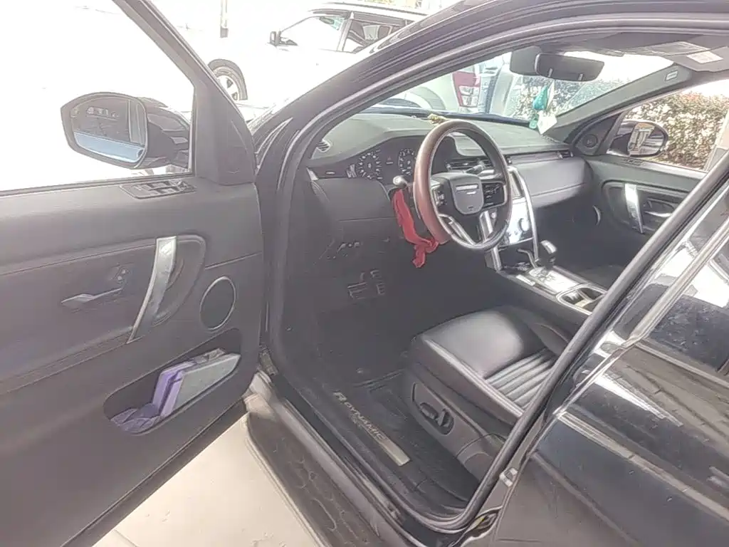 Land Rover Discovery Sport Hybrid — миниатюра 16