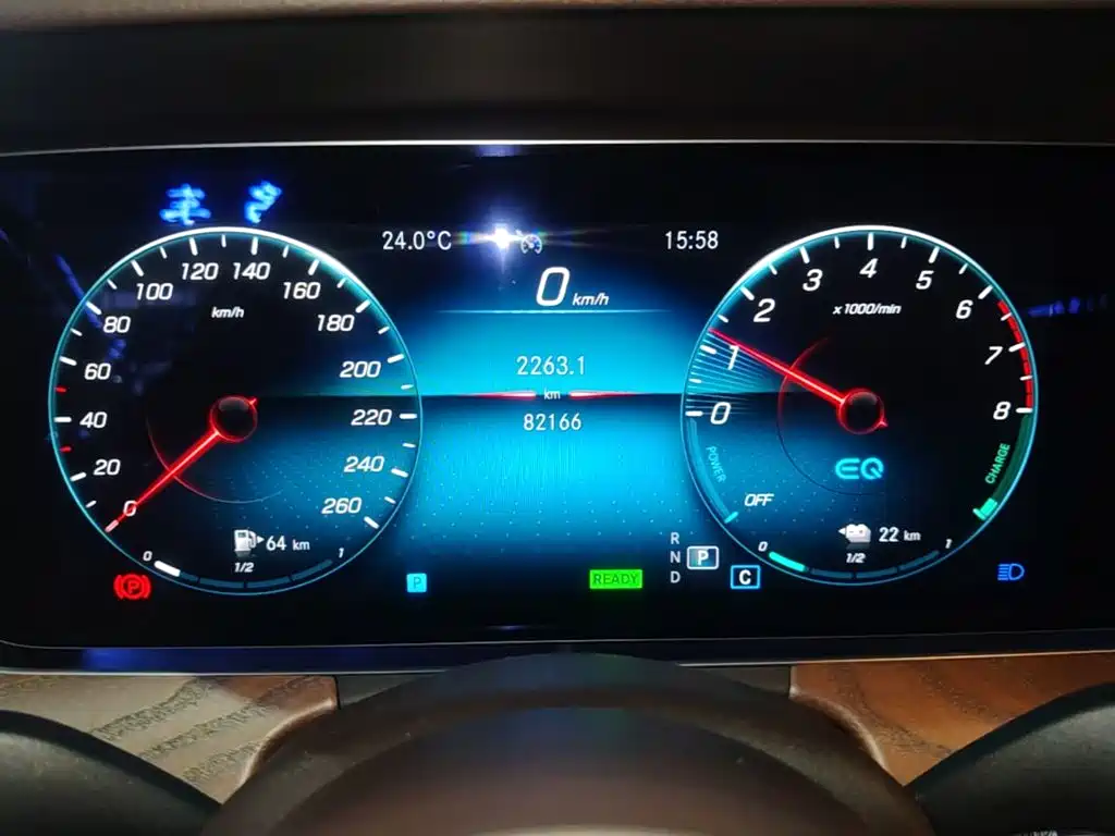 Mercedes-Benz E-Class New Energy — миниатюра 12