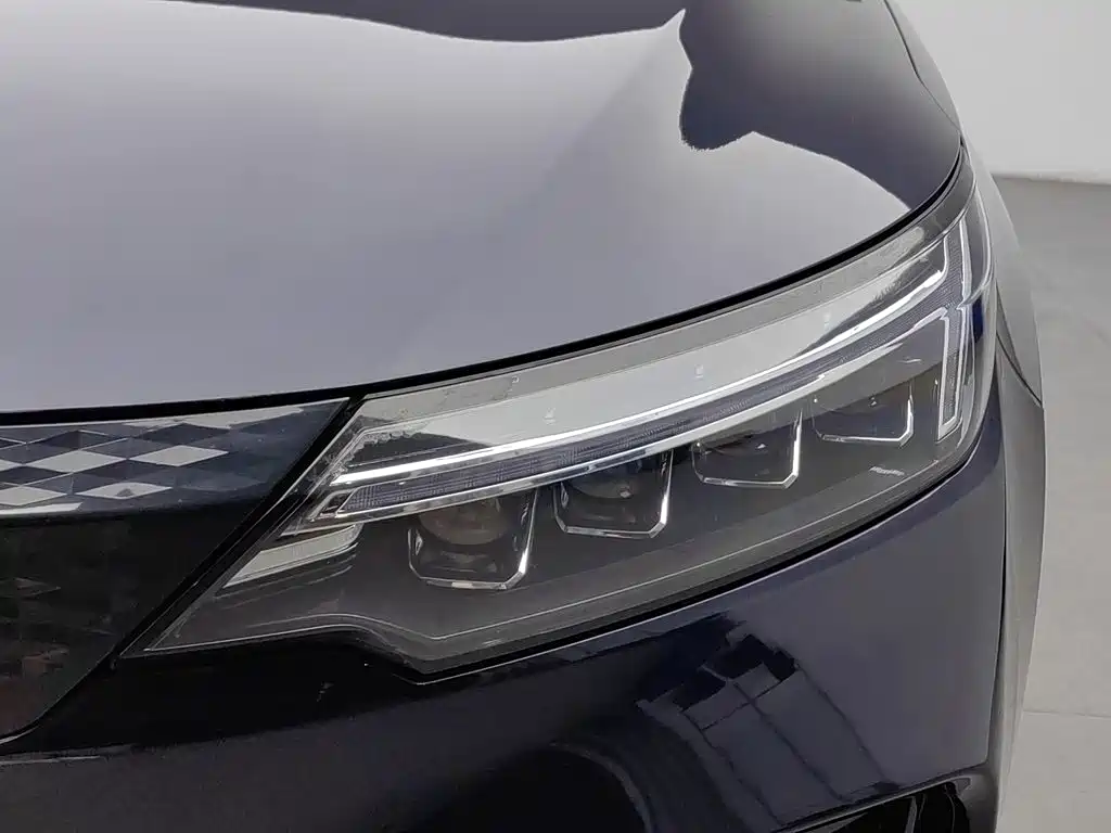 Skyworth EV6 — миниатюра 7