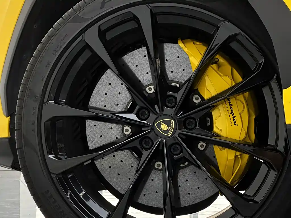 Lamborghini Urus 2022 4.0T V8