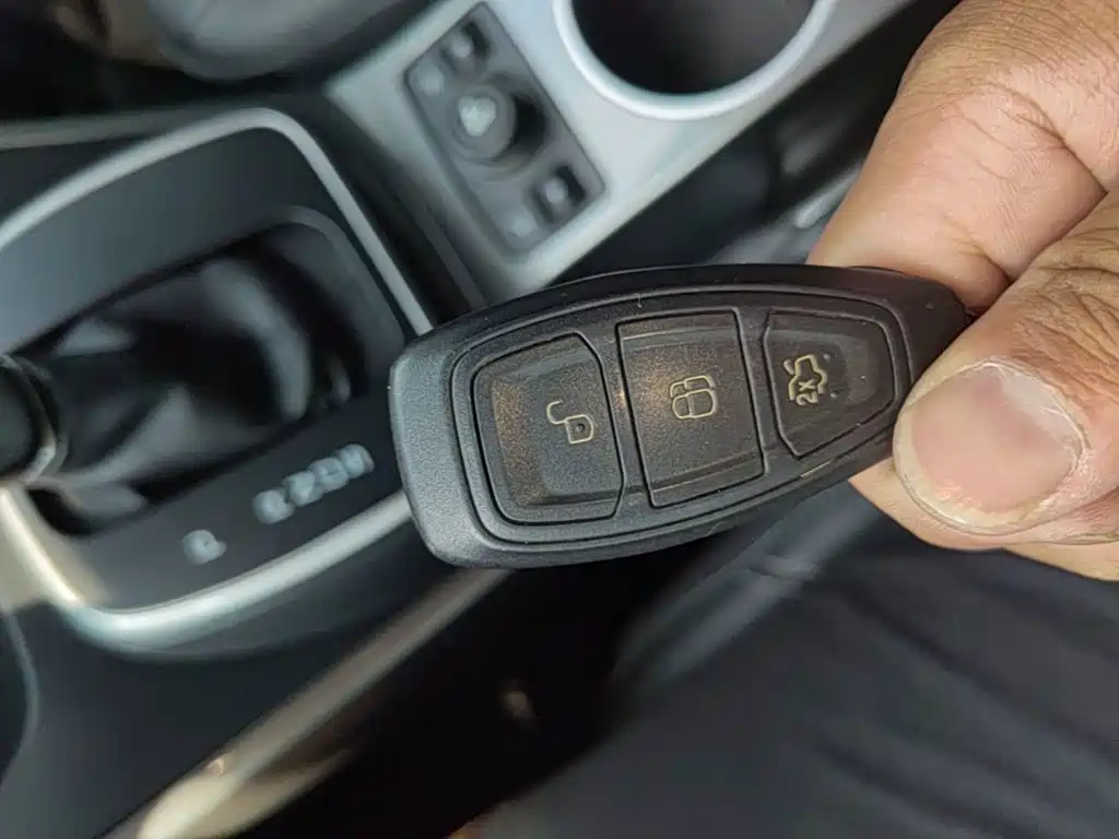 Ford Kuga — миниатюра 17
