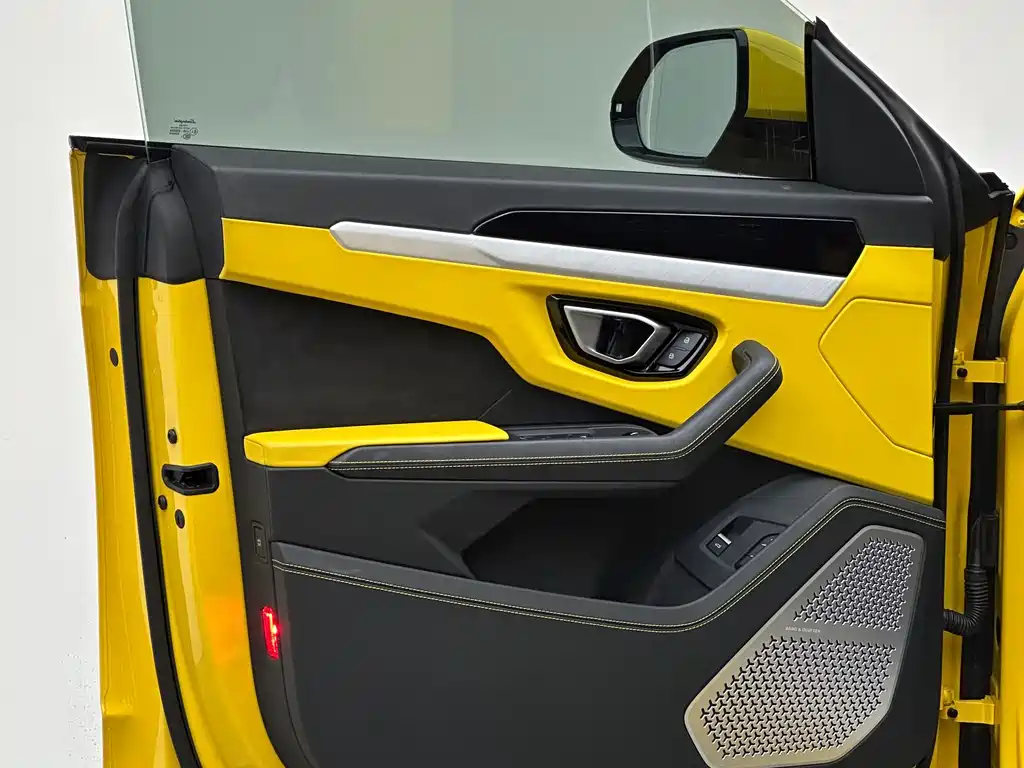 Lamborghini Urus 2022 4.0T V8
