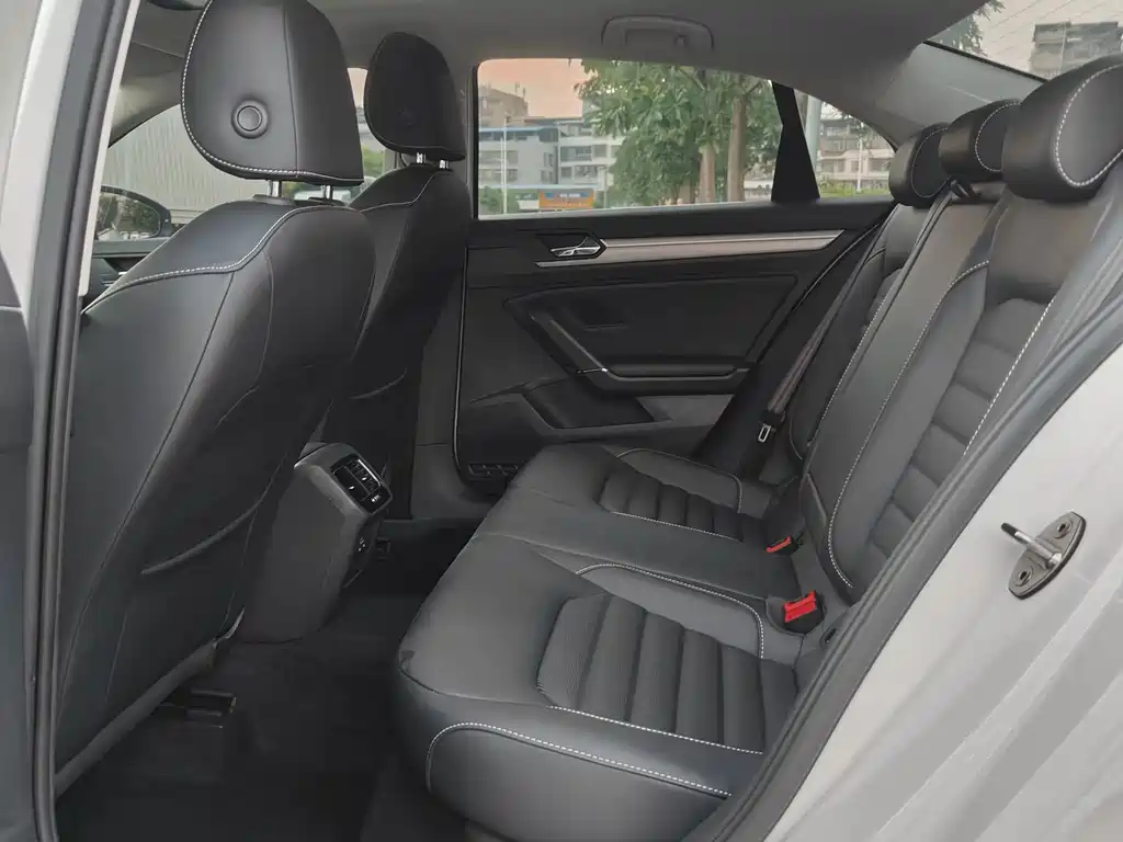 Volkswagen Lamando — миниатюра 10