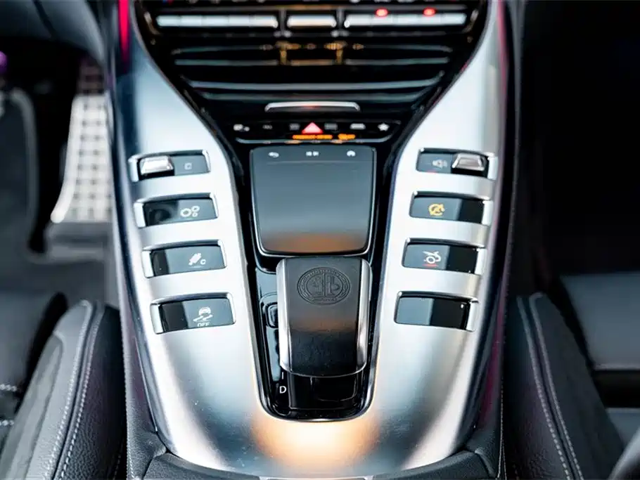 MERCEDES-BENZ AMG GT