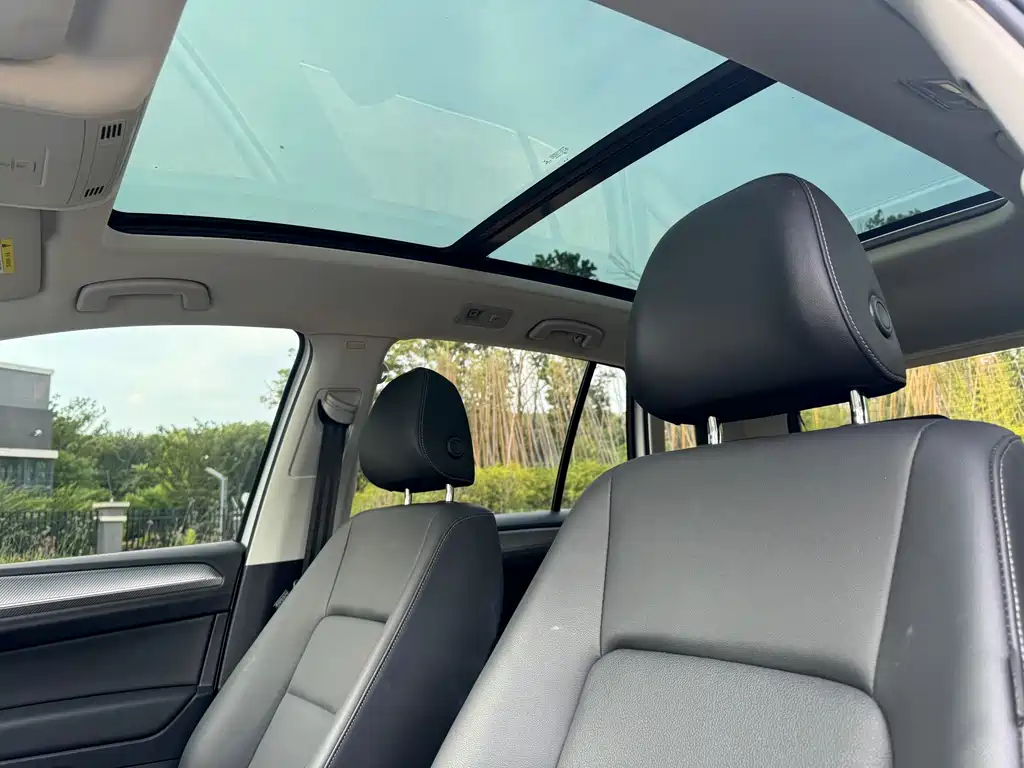 Volkswagen Golf · 2020 280TSI AT