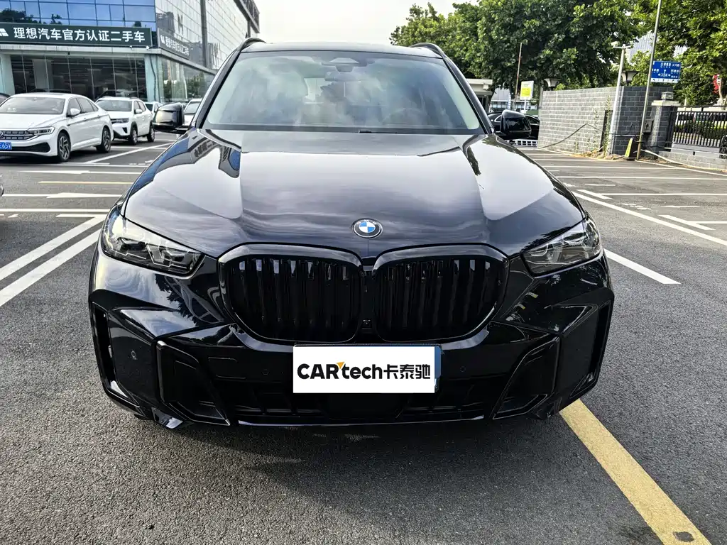 BMW X5 2026 xDrive 30Li Premium M Sport