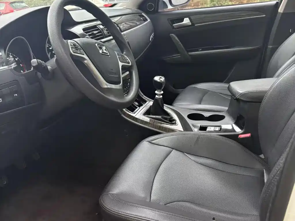 Zotye T600 2015 1.5T MT Flagship