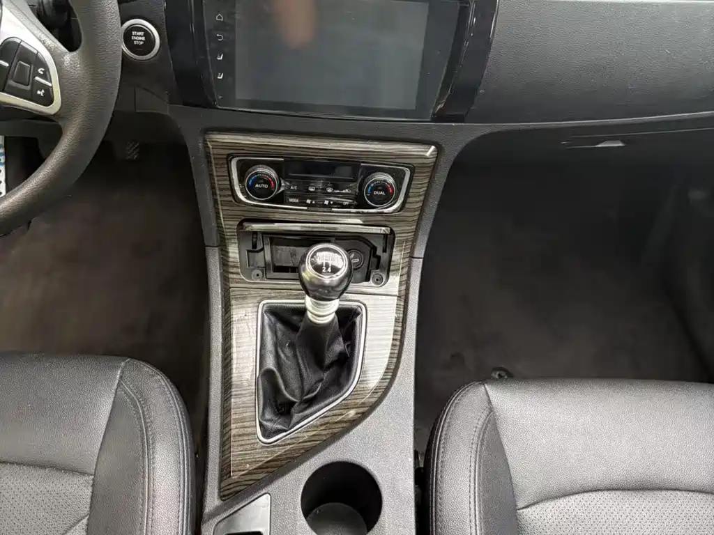 Zotye T600 2015 1.5T MT Flagship