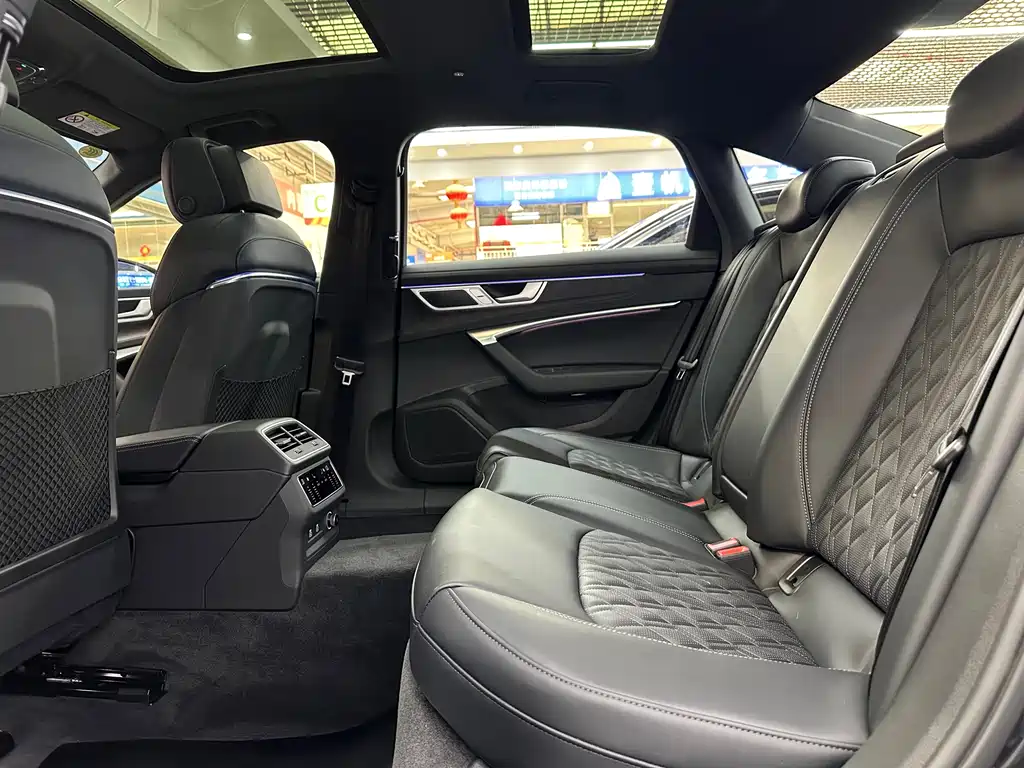 Audi A6L 2025 45 TFSI quattro