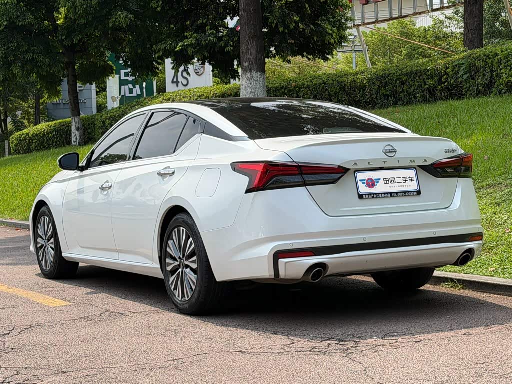 Nissan Teana 2.0 л 2024 г. Белый, пробег 38000 км