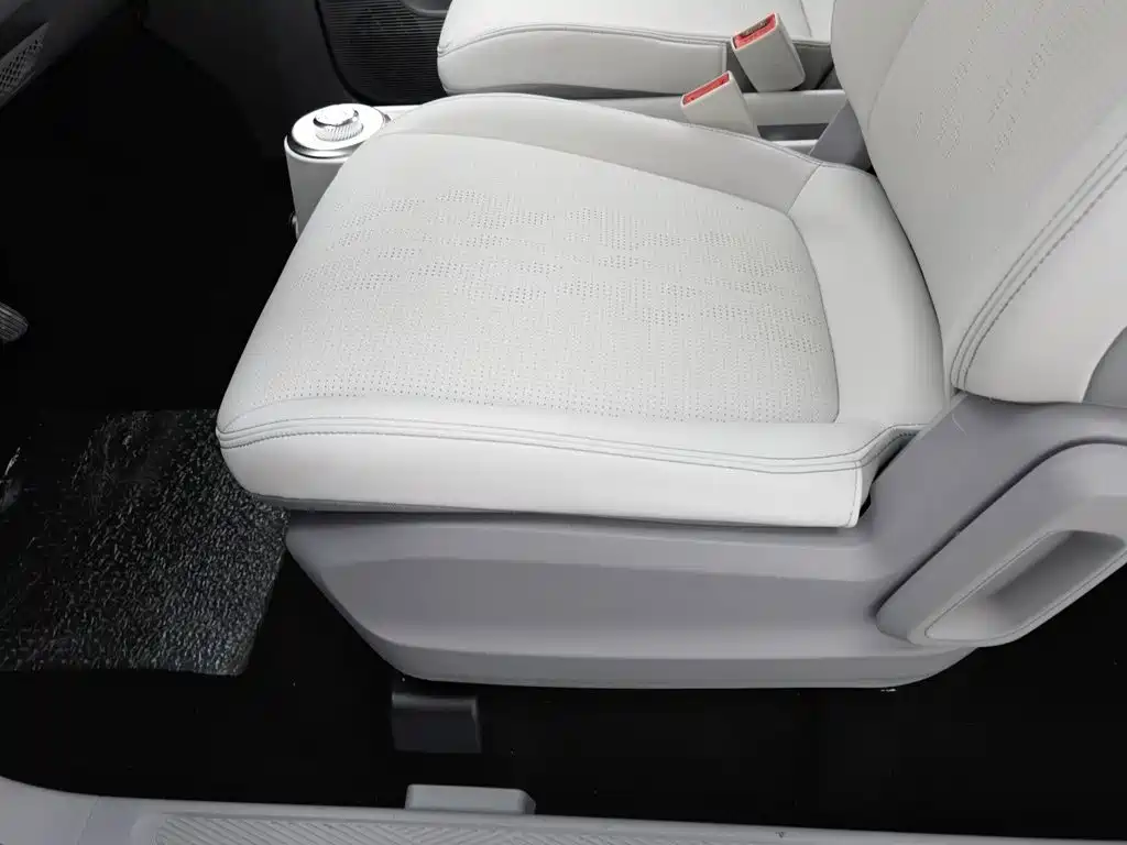 Wuling Air ev — миниатюра 20