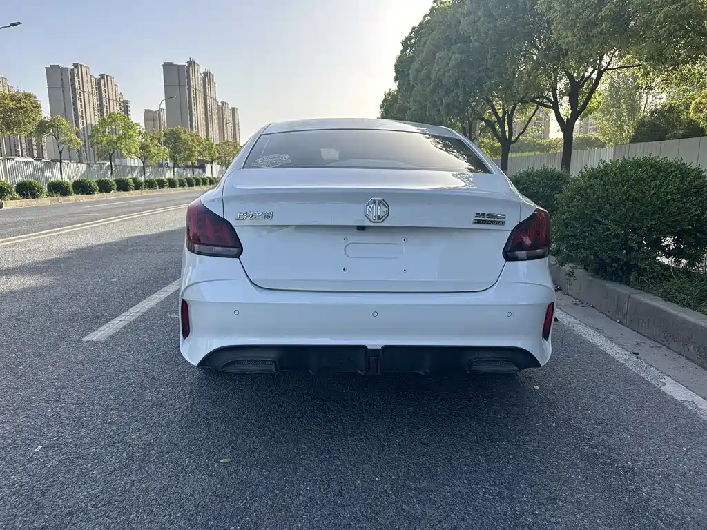 MG 5 2022 180DVVT CVT