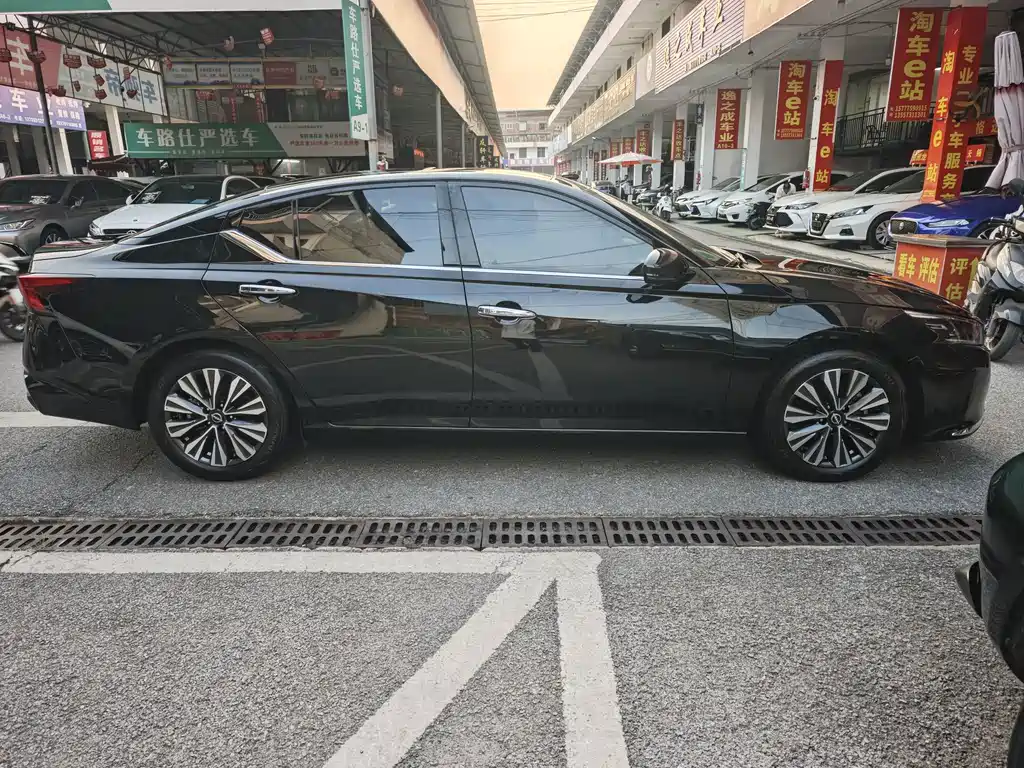 Nissan Teana — миниатюра 4