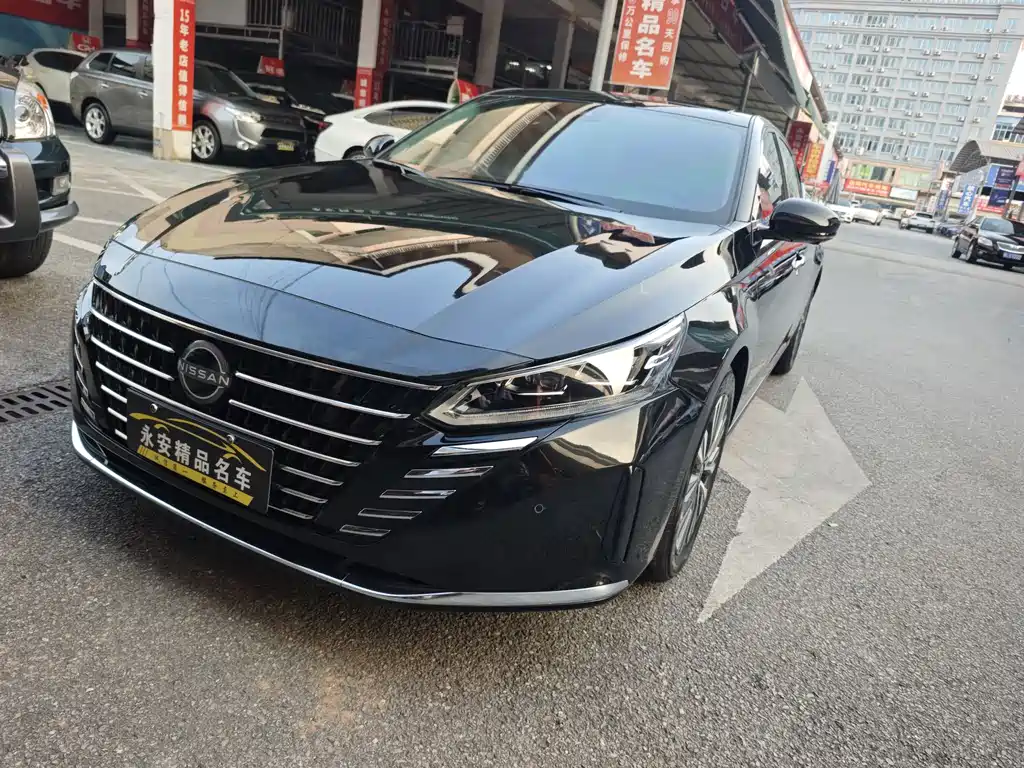 Nissan Teana
