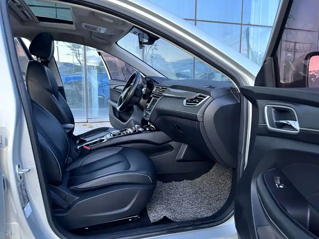 Roewe Ei5 — миниатюра 9