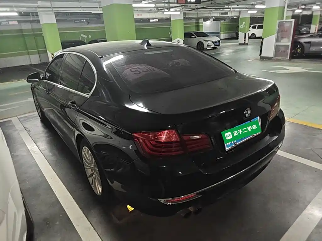 BMW 5 Series — миниатюра 5