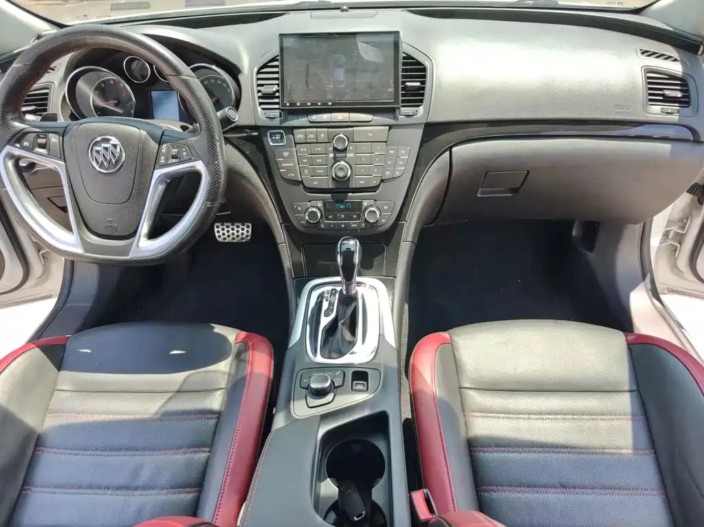 Buick Regal — миниатюра 6