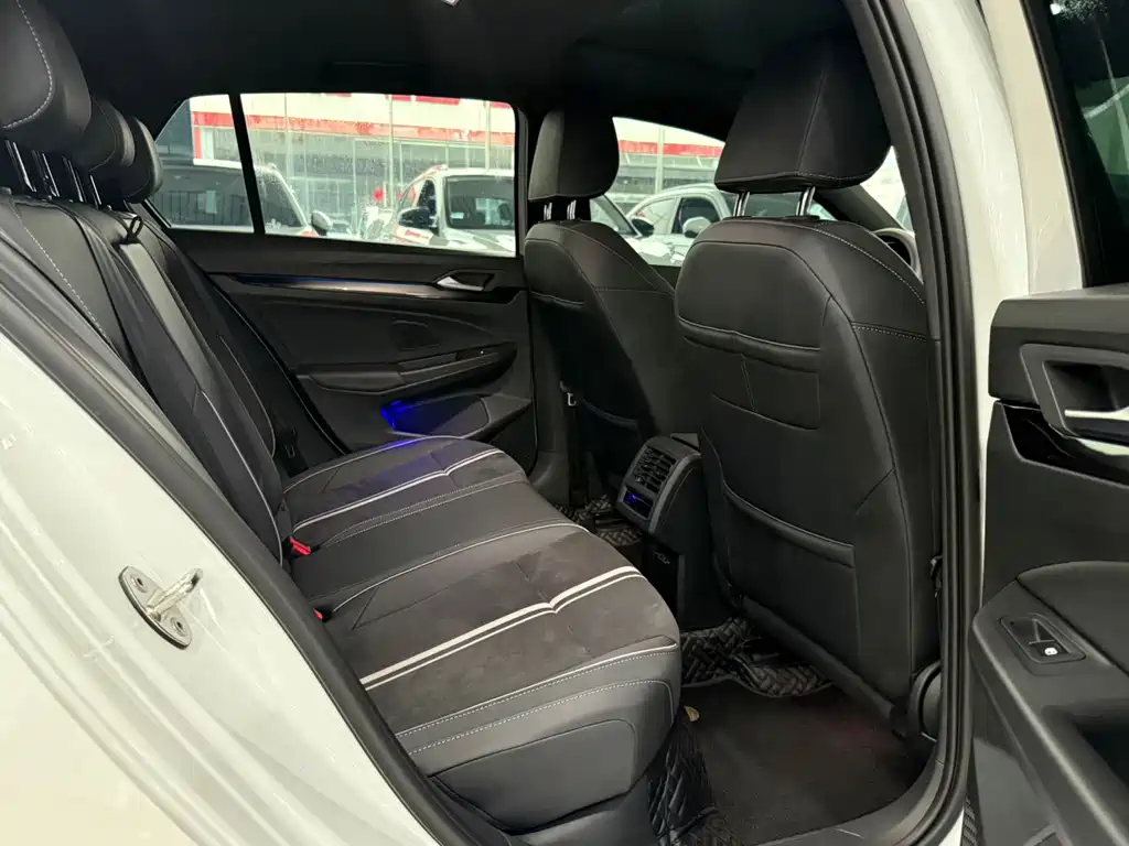 Volkswagen Golf 2021 280TSI DSG R-Line