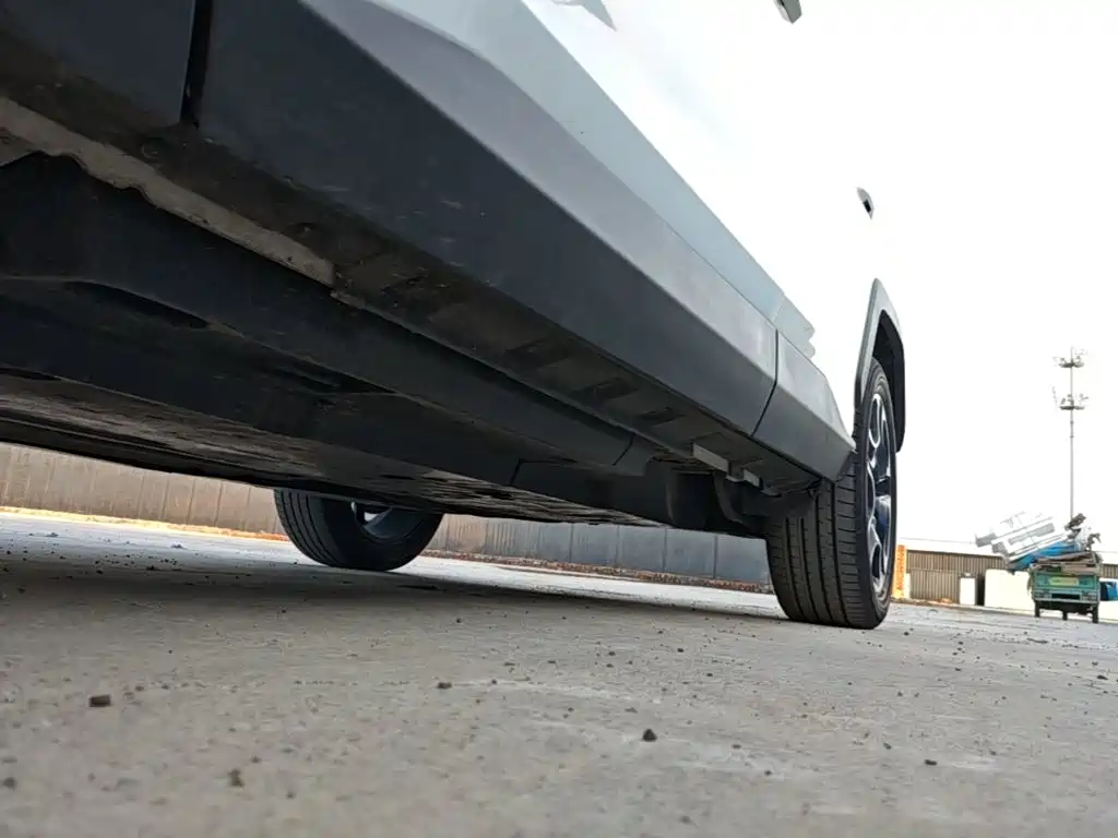 Toyota RAV4 — миниатюра 21
