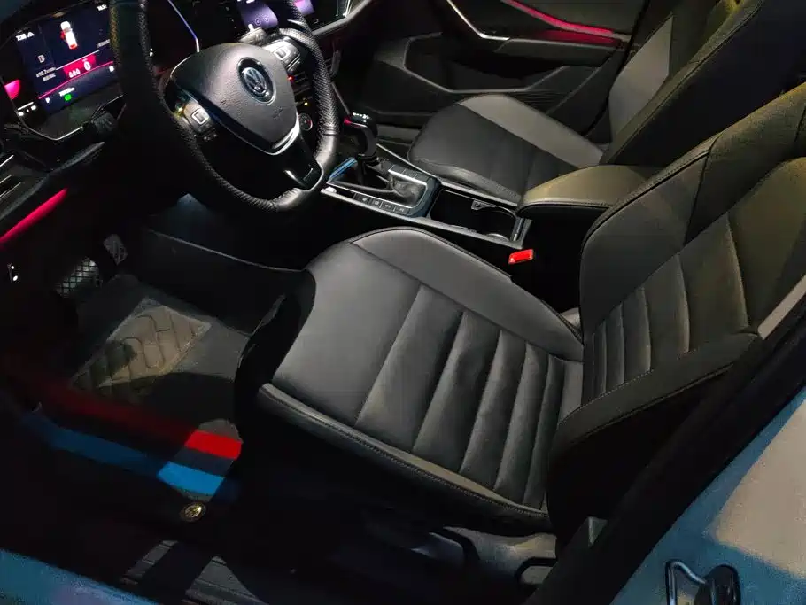 Volkswagen Sagitar — миниатюра 9
