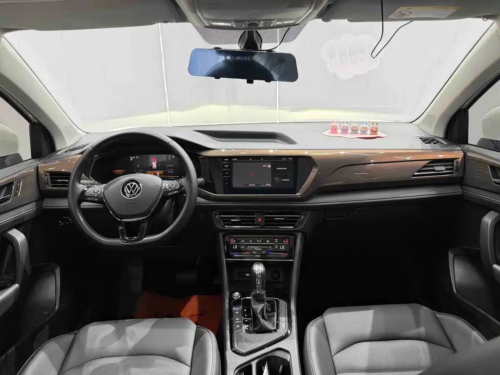 Volkswagen Tharu 2022 280TSI Luxury