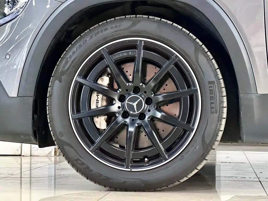 Mercedes-Benz GLB A MG 2022 AMG GLB 35 4MATIC