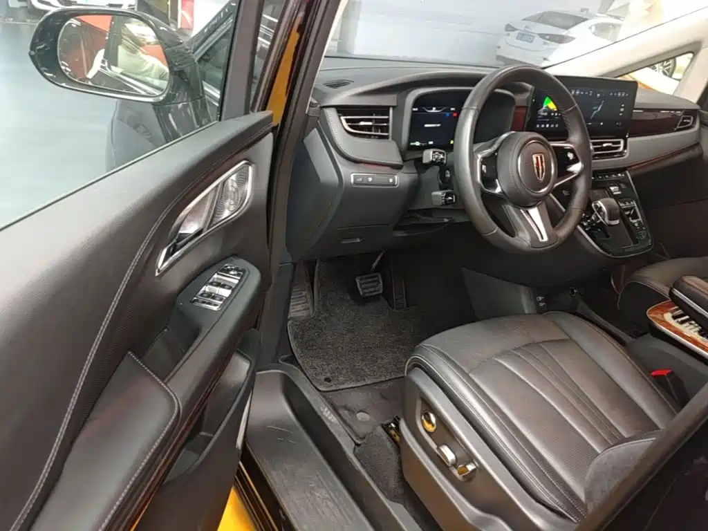 Hongqi Hongqi HQ9 PHEV — миниатюра 16