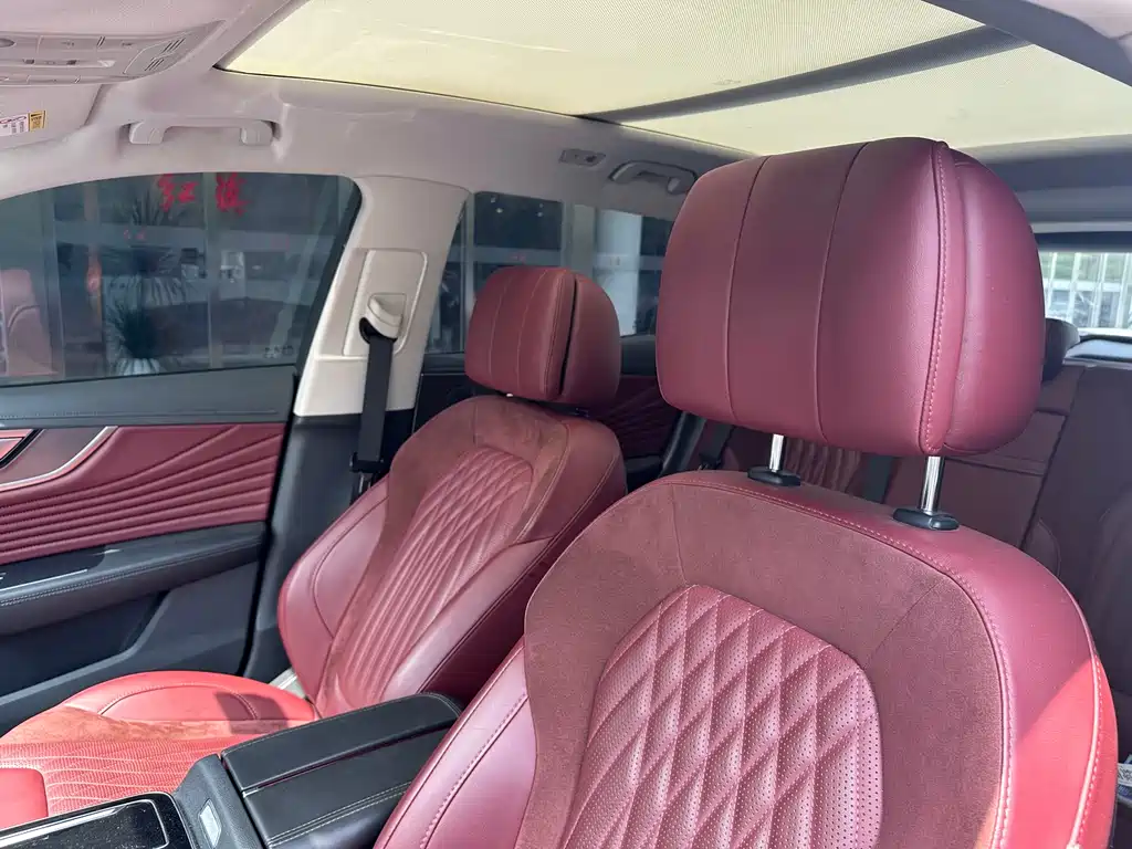 Hongqi HS5 2023 2.0T Pro