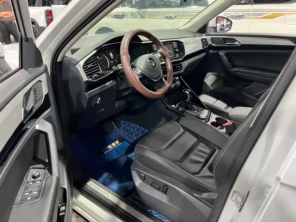 Volkswagen Tayron 2019 330TSI Luxury VI