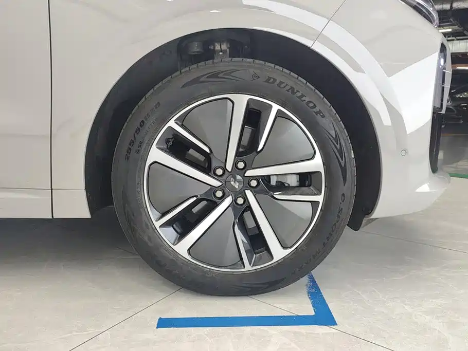 Li Auto Li L6 — миниатюра 6