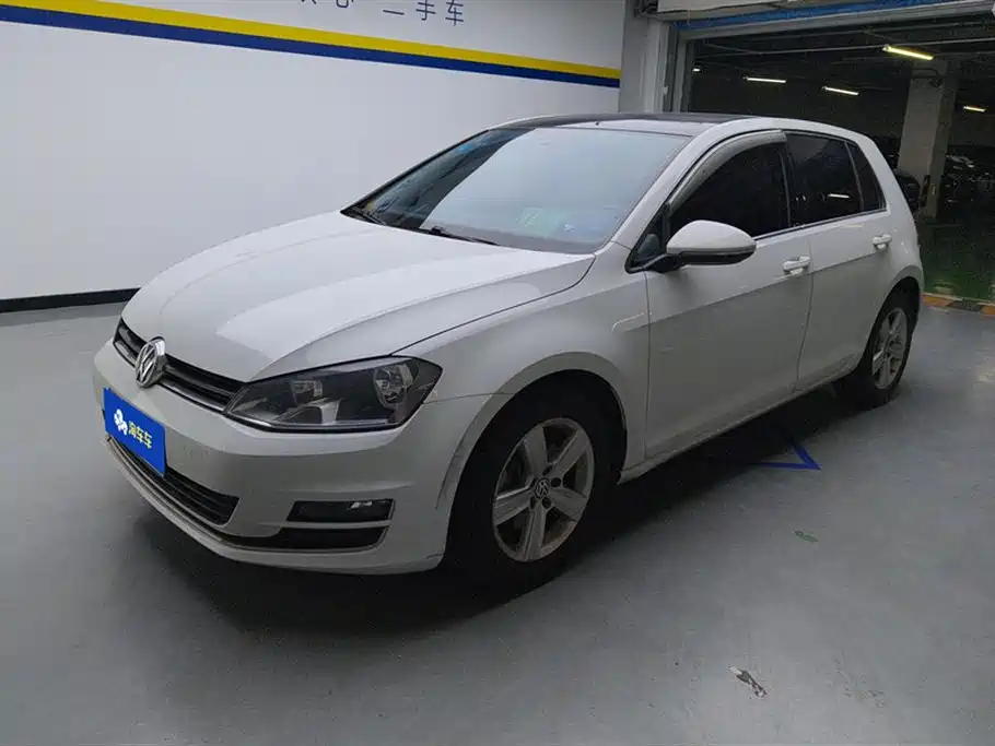 Volkswagen Golf 2015 1.6L AT Comfort