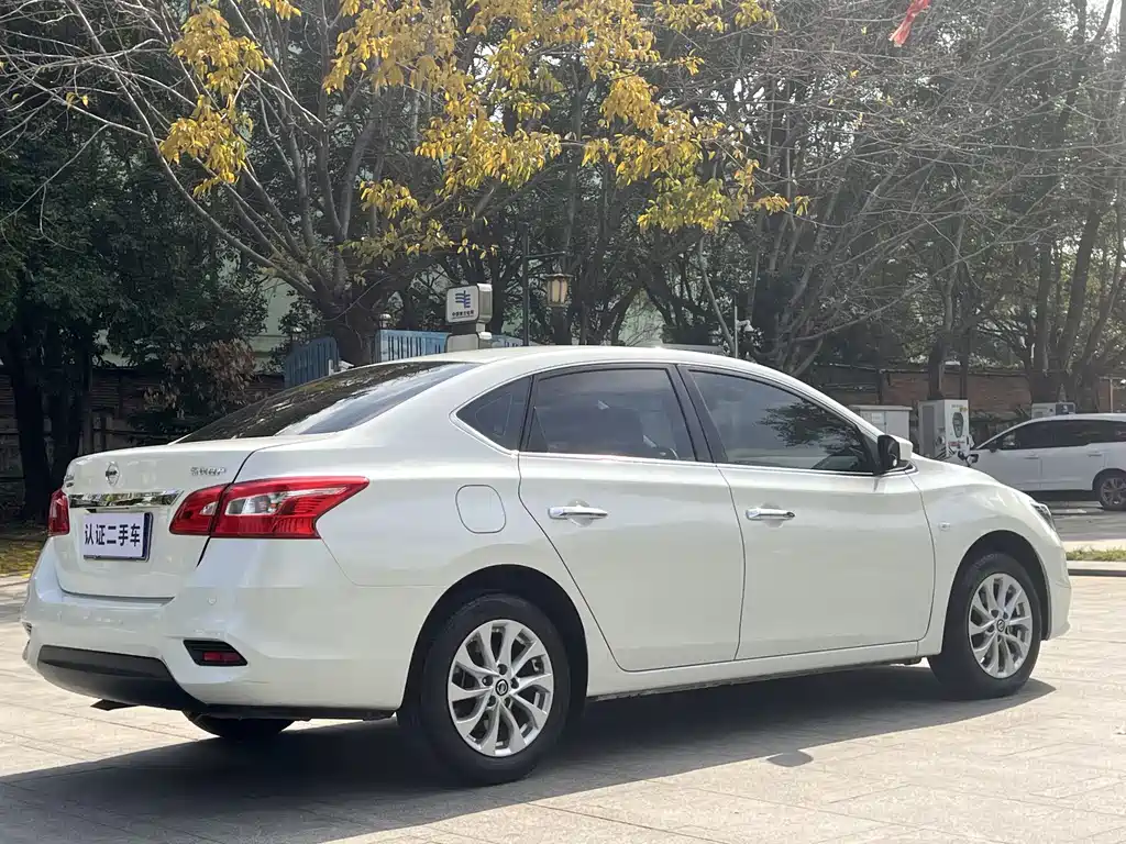 NISSAN XUAN YI