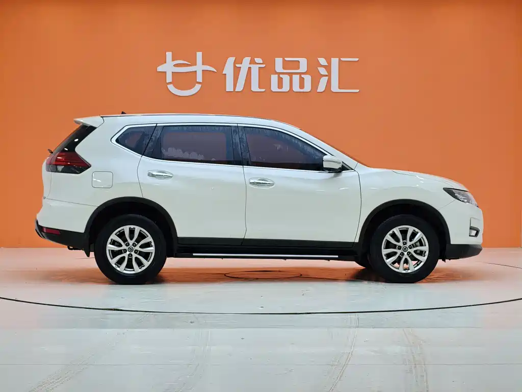 NISSAN QIJUN