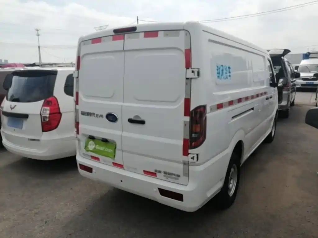 Foton EV6 — миниатюра 7