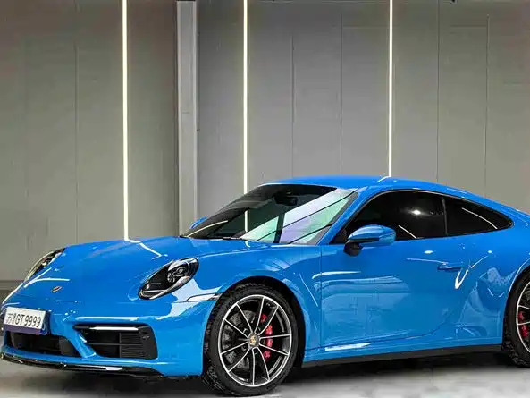 Porsche 911 2023