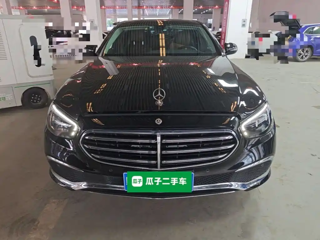 Mercedes-Benz E-Class — миниатюра 3