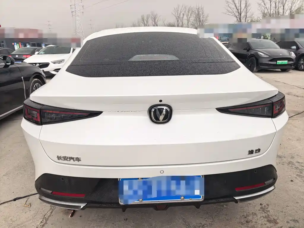Changan Eado 2025 1.5T 500Bar Luxury