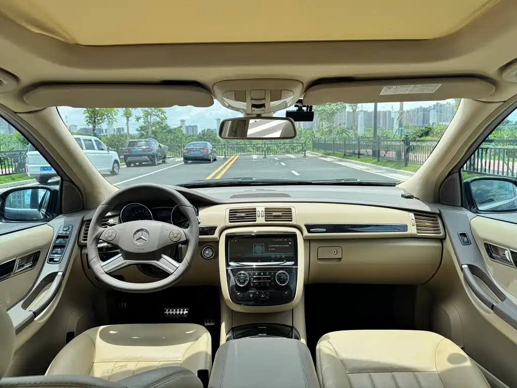 Mercedes-Benz R 2010 R 350 L 4MATIC Grand Edition